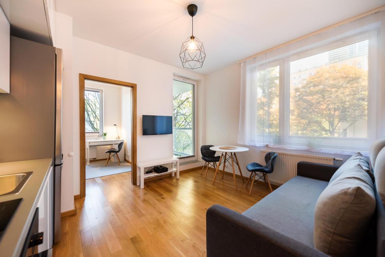 Jaktorowska Comfy Apartment Варшава Екстериор снимка