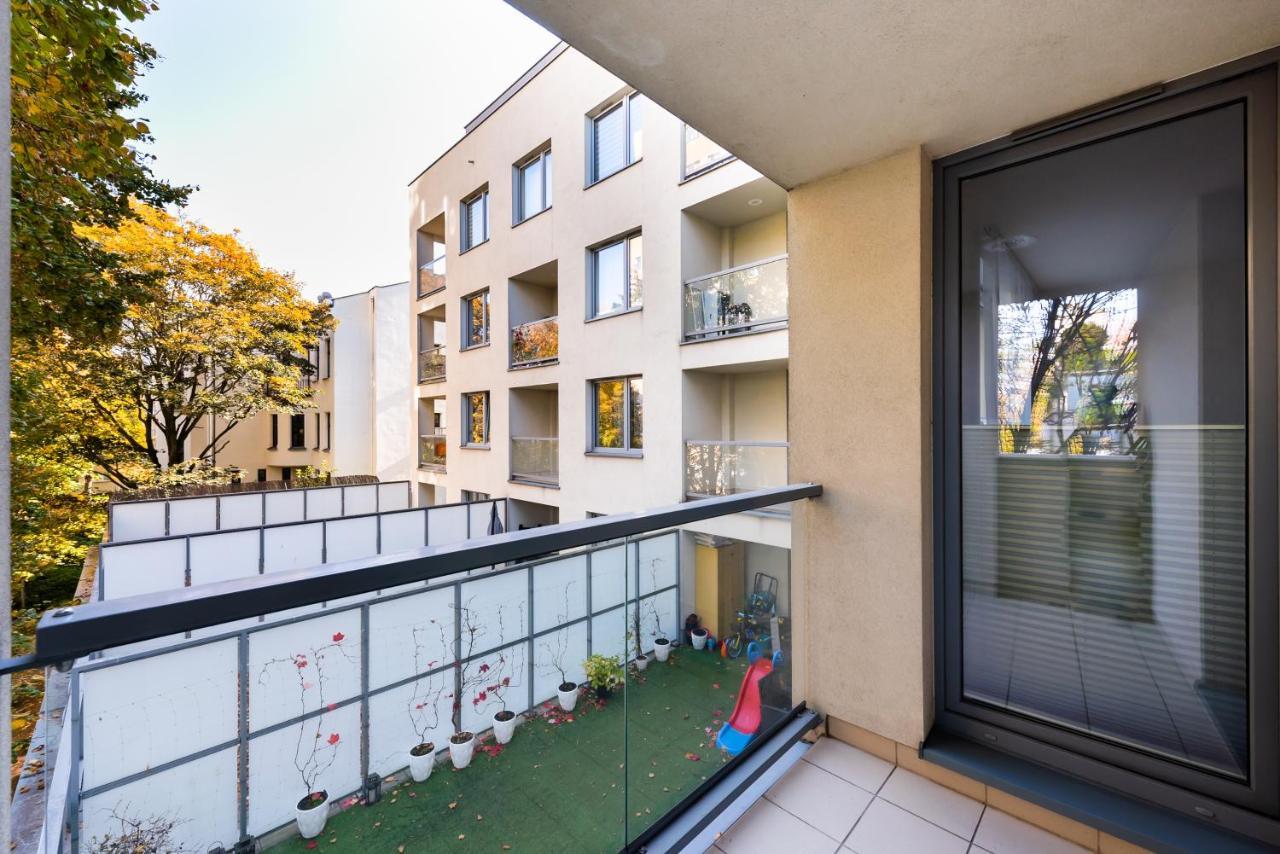 Jaktorowska Comfy Apartment Варшава Екстериор снимка